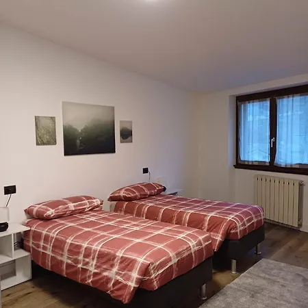 Vecchia تيرانو