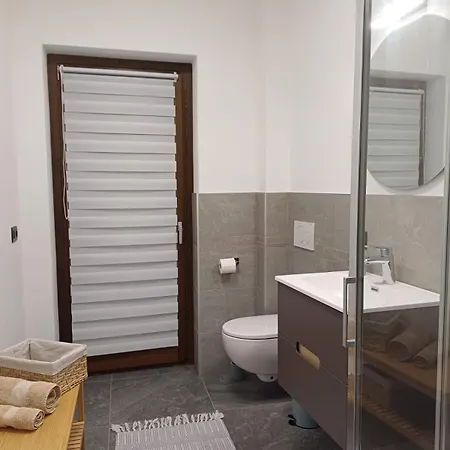 Vecchia * Tirano